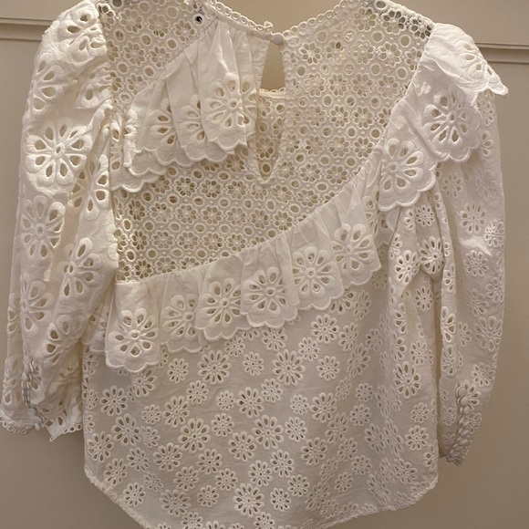 SEA Lace Blouse - Picture 2 of 3